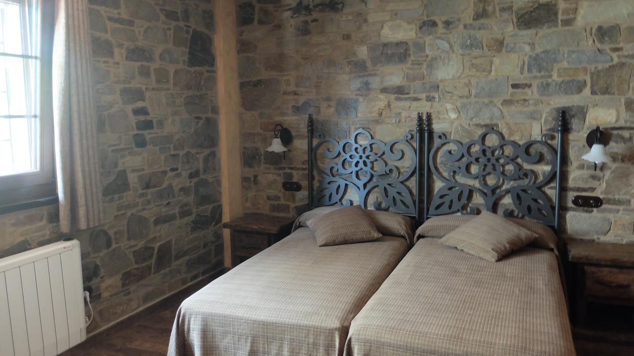 Hotel Rural La Casa Del Peregrino El Acebo de San Miguel الغرفة الصورة