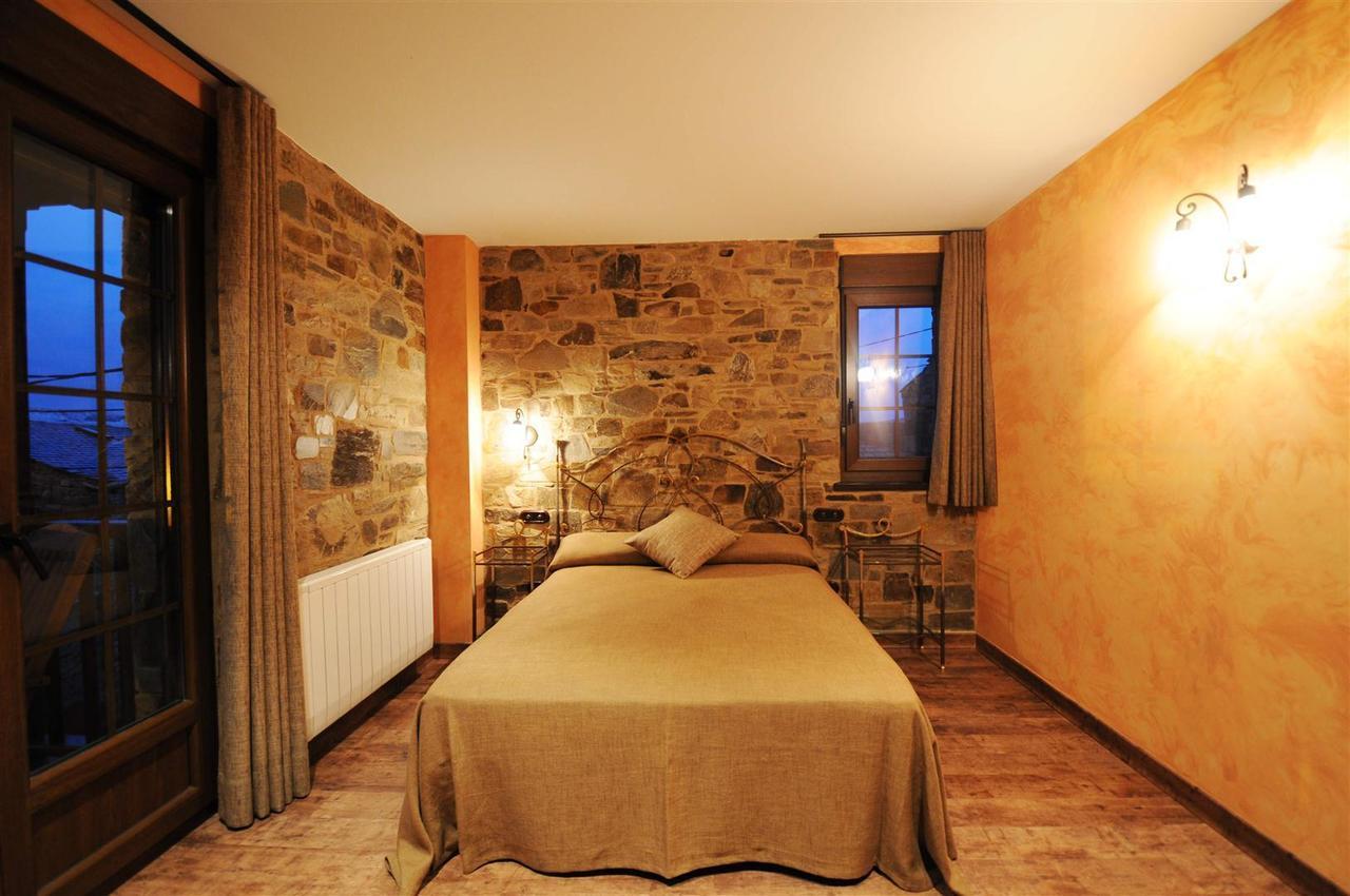 Hotel Rural La Casa Del Peregrino El Acebo de San Miguel الغرفة الصورة